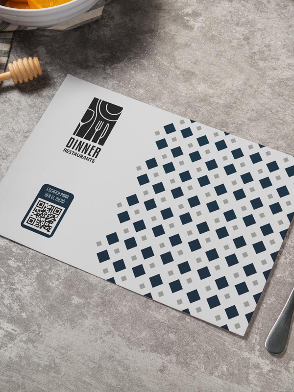 Mantel de Papel Patrón Geométrico Rombos Azules y QR - Imagen 3